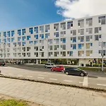 City Studio 1A - Courtyard View